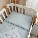 Set lenjerie de schimb pentru patut bebe 3 piese Inimioare albastre (4)